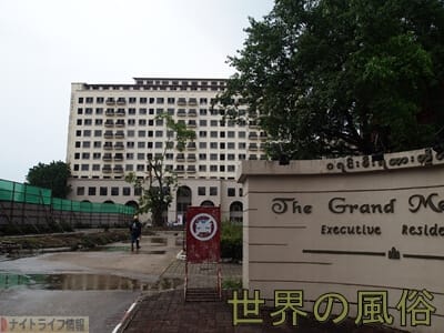 ヤンゴン最終日　ホテル内エロマッサージ屋に行くも改装中でした。