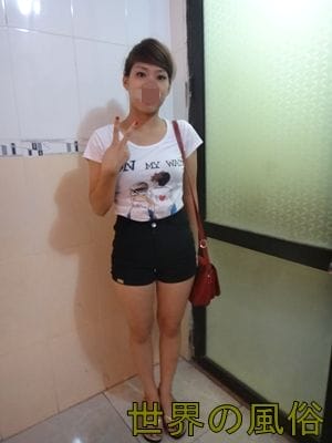 ベトナム最強ドーソンでロリ系美少女とハメハメ外出し！