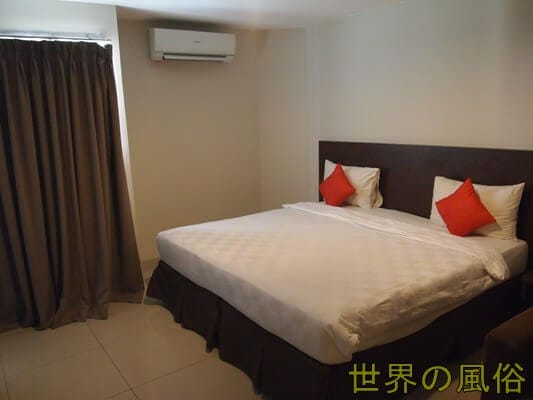 g-hotel