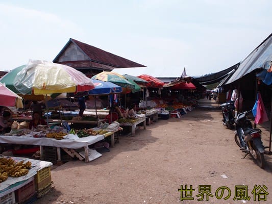 Louang Namtha-market