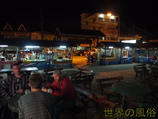 night-market-namtha