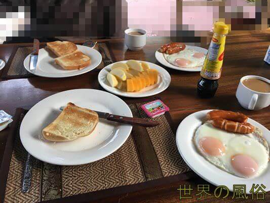 ruangnamtha-bureakfast