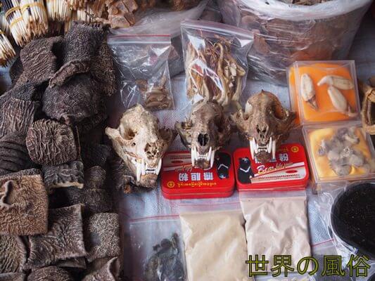 ミャンマーのモンラーは無法地帯　違法マーケットって絶対アウトでしょｗ