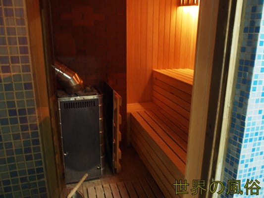 sakhalin-sauna-inside