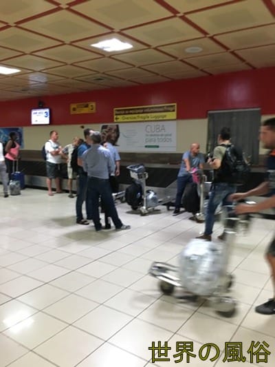 キューバのハバナ「ホセ・マルティ国際空港」到着時の注意点と二重通貨制度