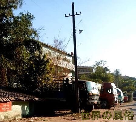 インセインの置屋は18歳の女の子が9000チャットで抱けます 世界の風俗 アジアの置屋好きおっさんの夜遊び情報サイト